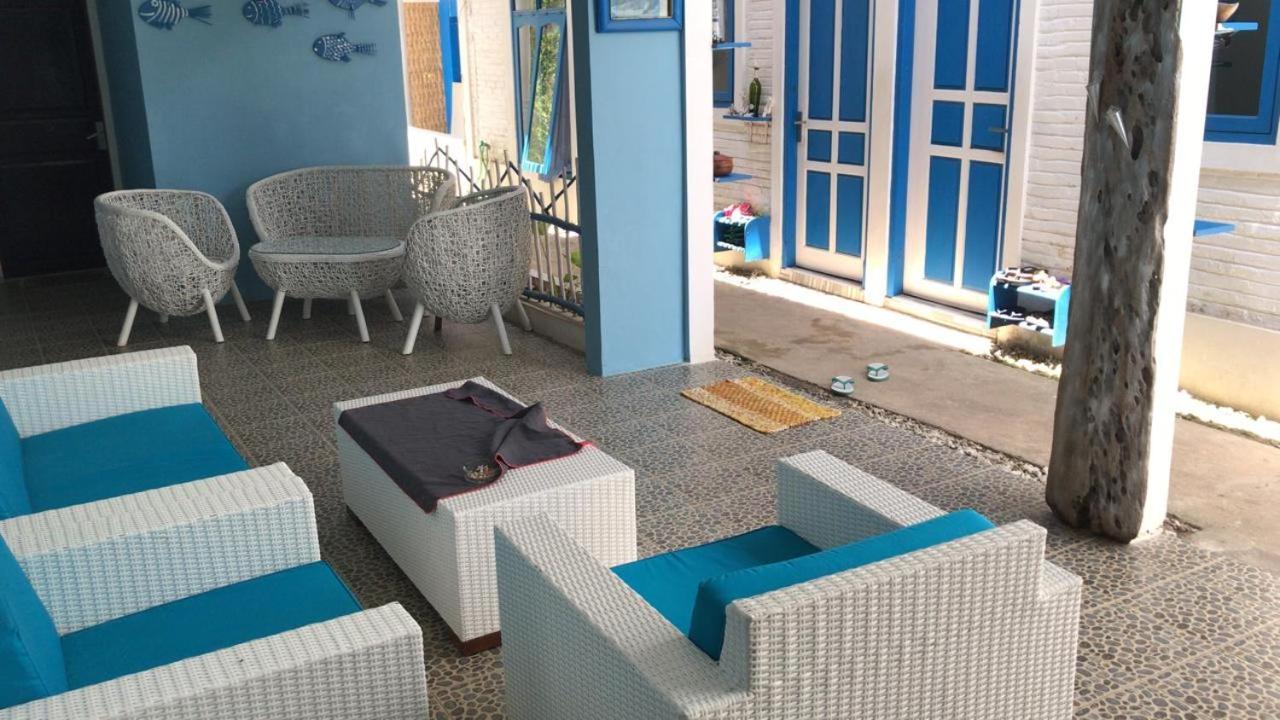 Blue Coral Homestay Karimunjawa-Inseln Exterior foto