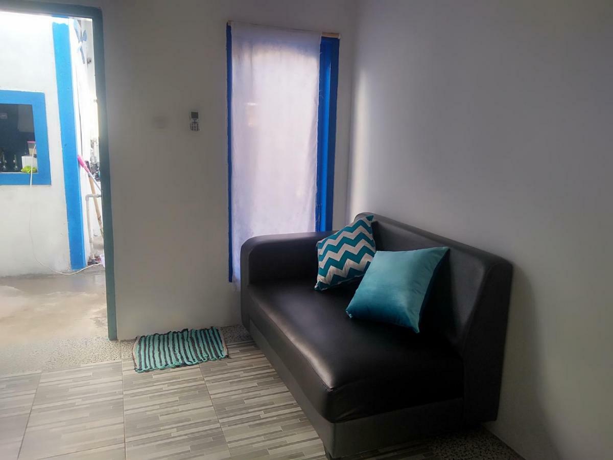Blue Coral Homestay Karimunjawa-Inseln Exterior foto
