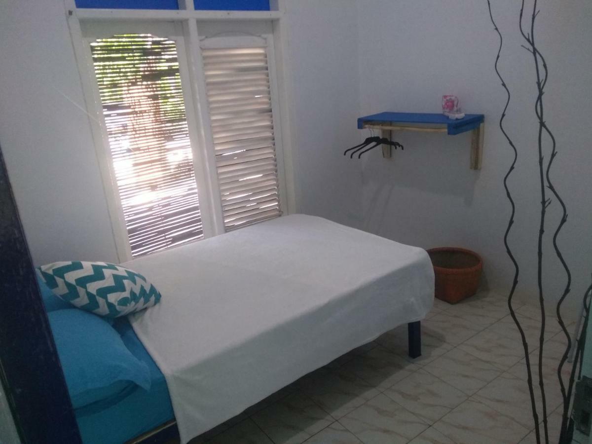Blue Coral Homestay Karimunjawa-Inseln Exterior foto