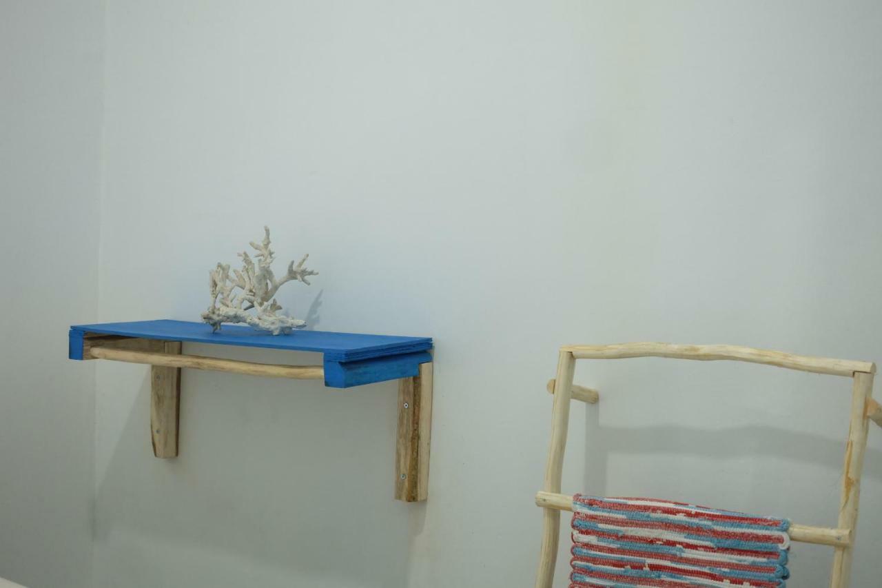 Blue Coral Homestay Karimunjawa-Inseln Exterior foto