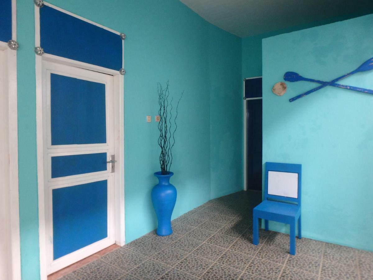 Blue Coral Homestay Karimunjawa-Inseln Exterior foto
