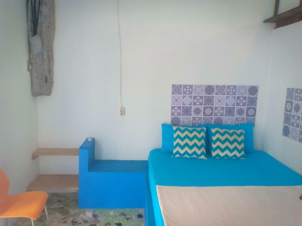 Blue Coral Homestay Karimunjawa-Inseln Exterior foto