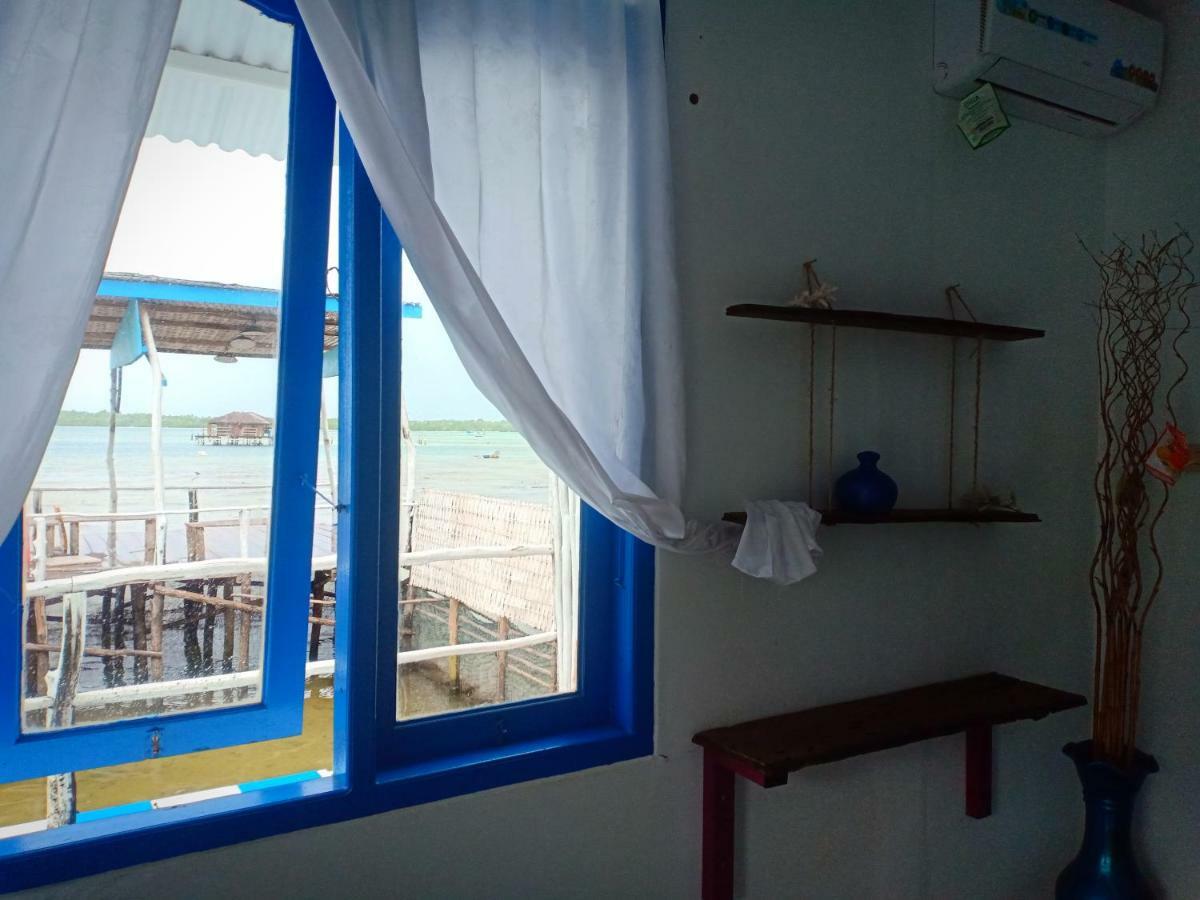 Blue Coral Homestay Karimunjawa-Inseln Exterior foto