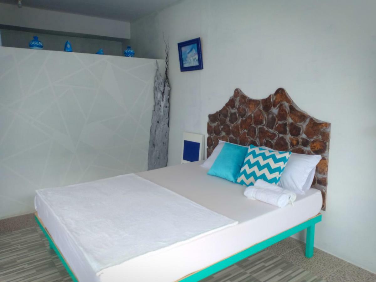 Blue Coral Homestay Karimunjawa-Inseln Exterior foto